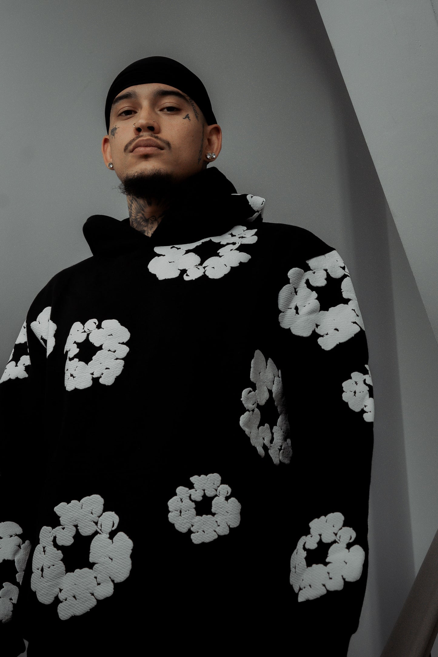 HOODIE NOIR DENIM TEARS WREATH EN COTON