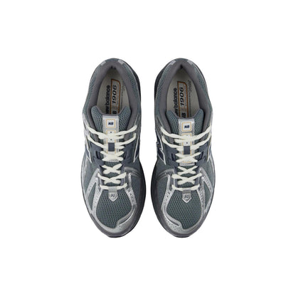 New Balance Homme Baskets